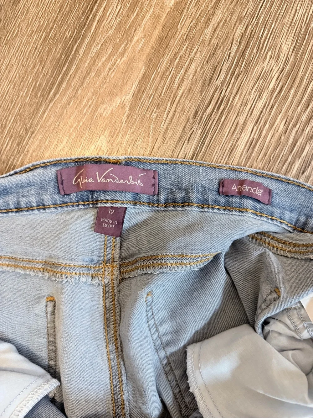 Gloria Vanderbilt Light Blue Amanda Jean